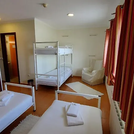 Hostal Hi - De Juventude Alfeizerão