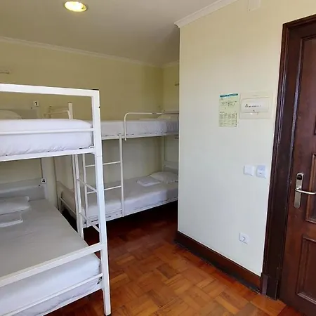 Hostal Hi - De Juventude Alfeizerão